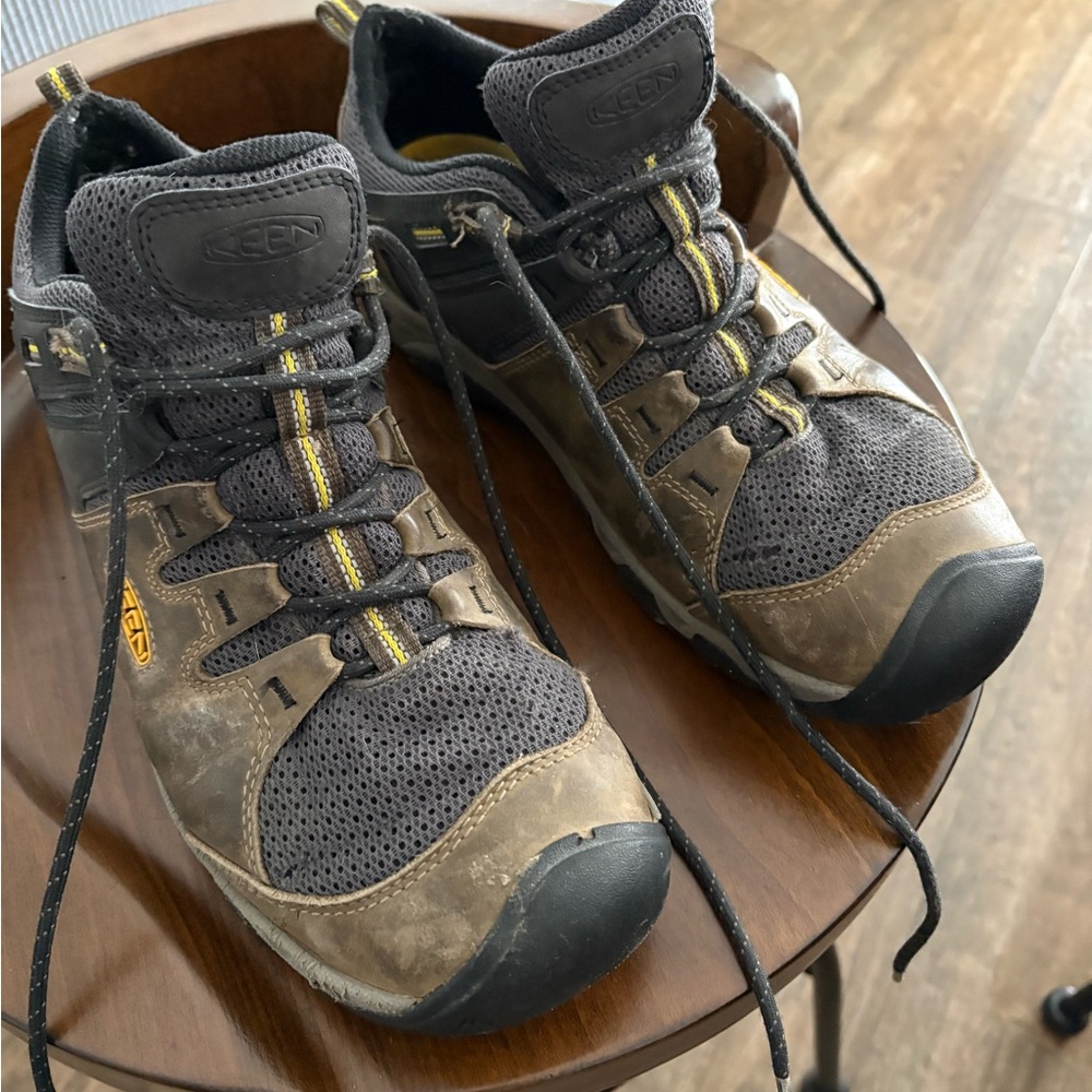 KEEN Men's Hiking/Athletic Shoes